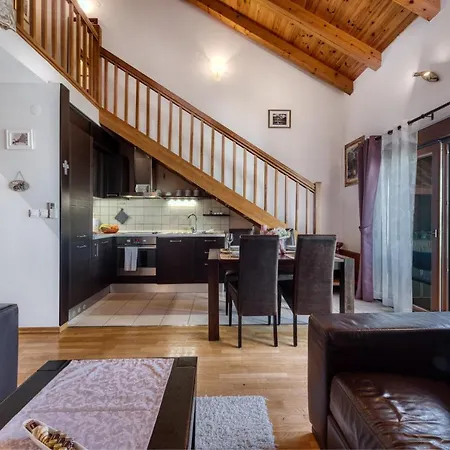 Penthouse Marija *