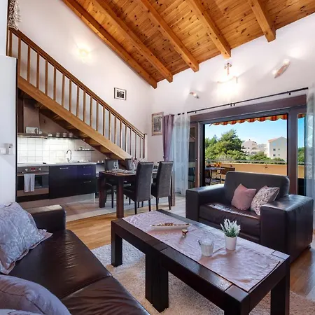 Penthouse Marija * 챠브타트