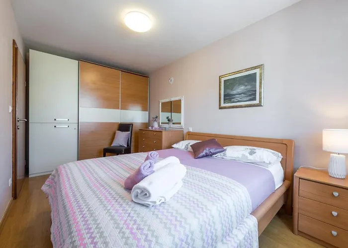 Penthouse Marija 아파트 *